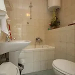 Apartment 9056a